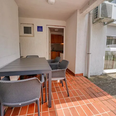 Apartamento Easy And Simple Barbariga